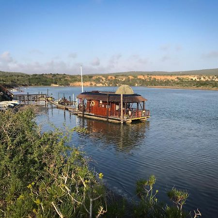 Maggie May House Boat - Colchester - 5Km From Elephant Park מראה חיצוני תמונה
