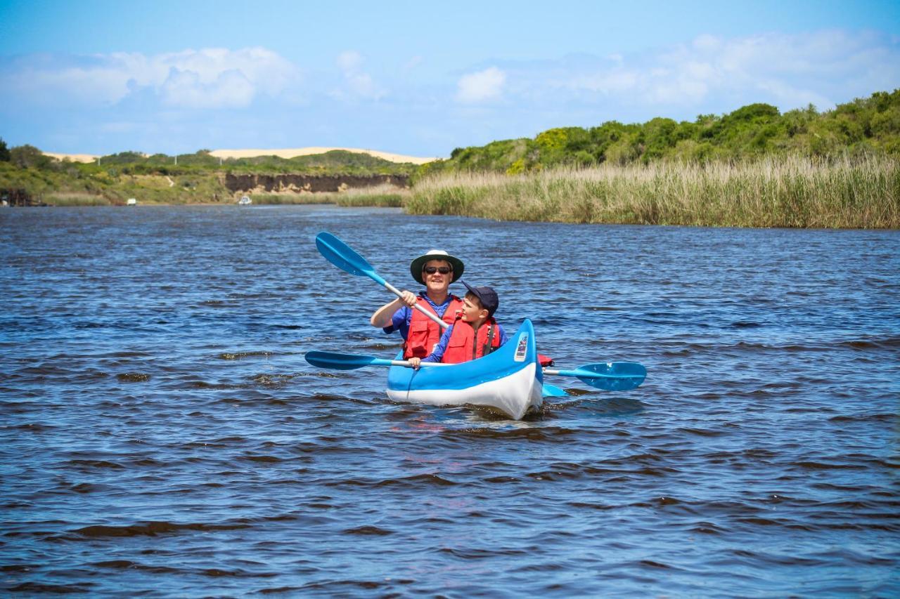 Maggie May House Boat - Colchester - 5Km From Elephant Park מראה חיצוני תמונה