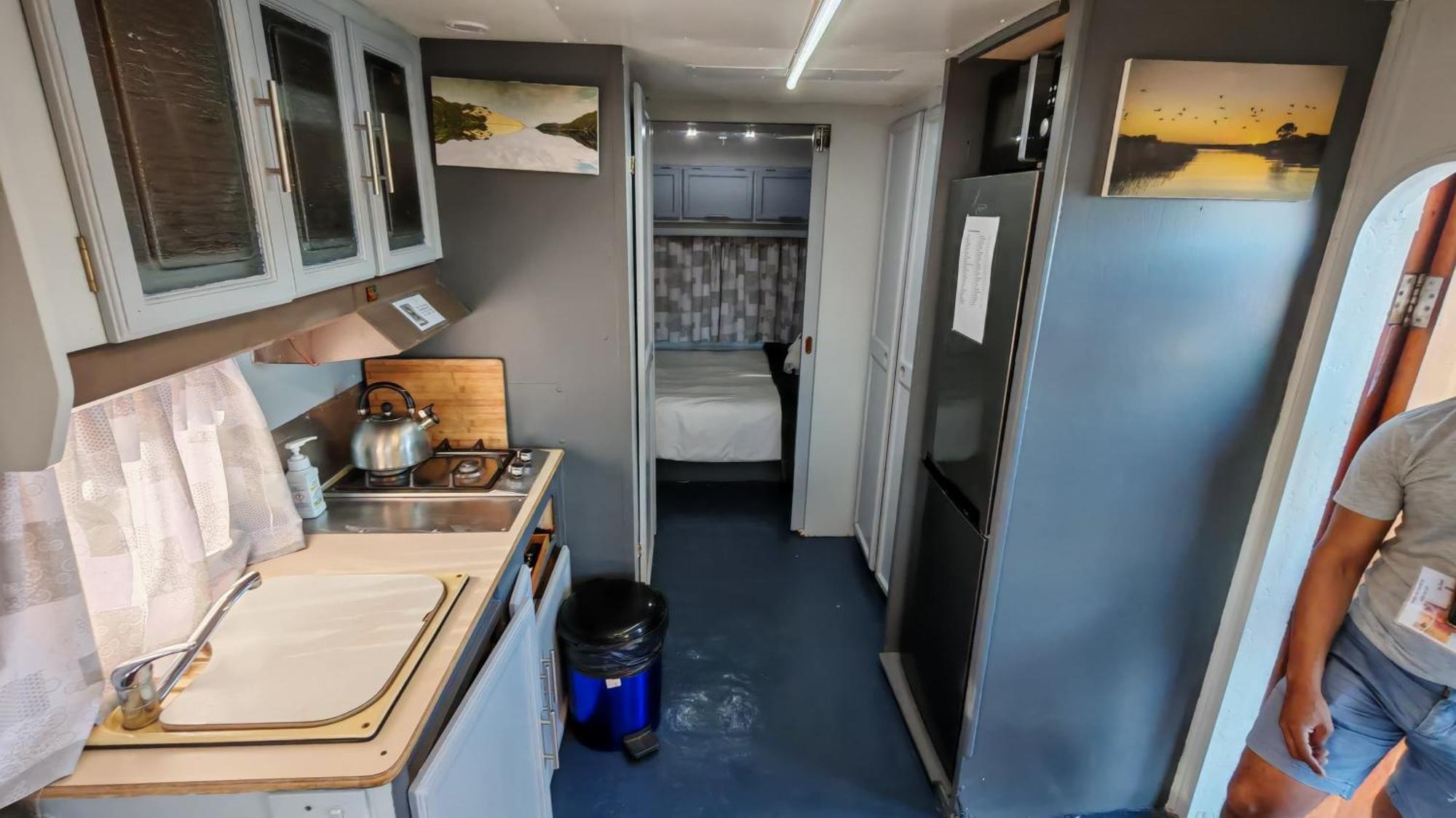 Maggie May House Boat - Colchester - 5Km From Elephant Park מראה חיצוני תמונה