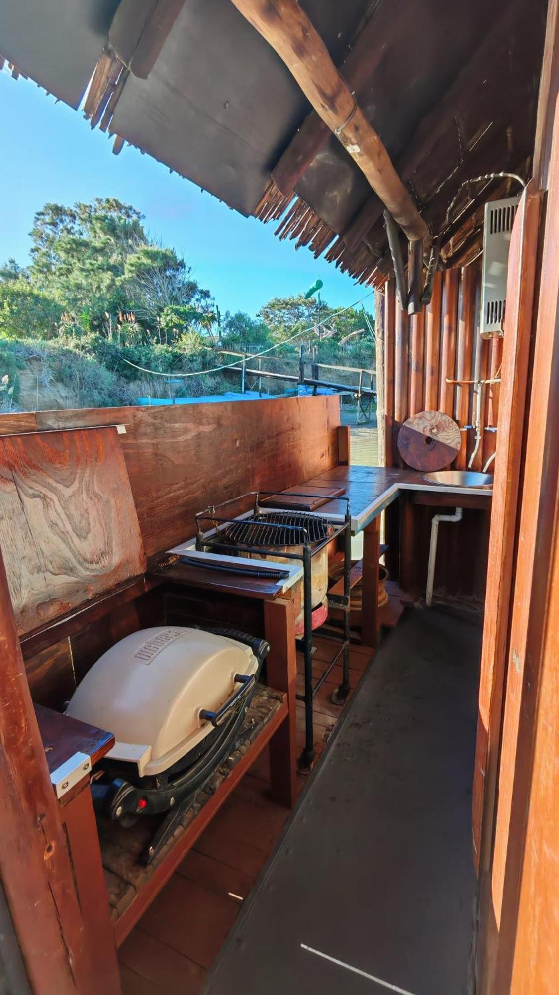 Maggie May House Boat - Colchester - 5Km From Elephant Park מראה חיצוני תמונה