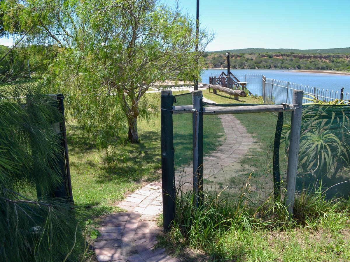 Maggie May House Boat - Colchester - 5Km From Elephant Park מראה חיצוני תמונה